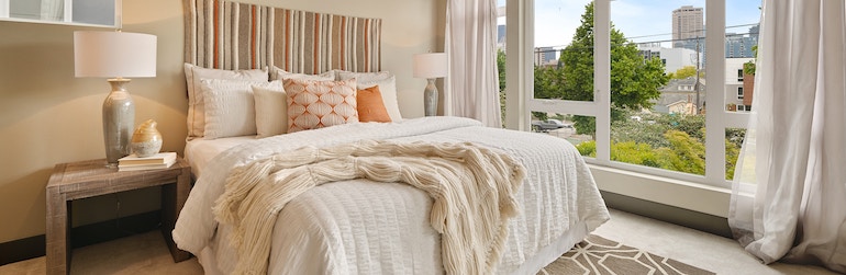 memory foam vs. spring mattress